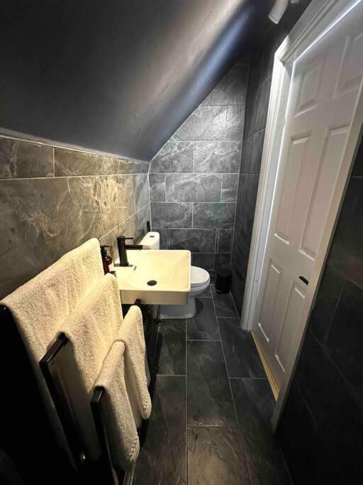 Apartment Cozy Near Regent's Park N9 *