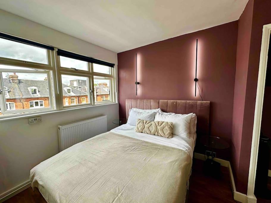 Cozy Near Regent's Park N9 * London